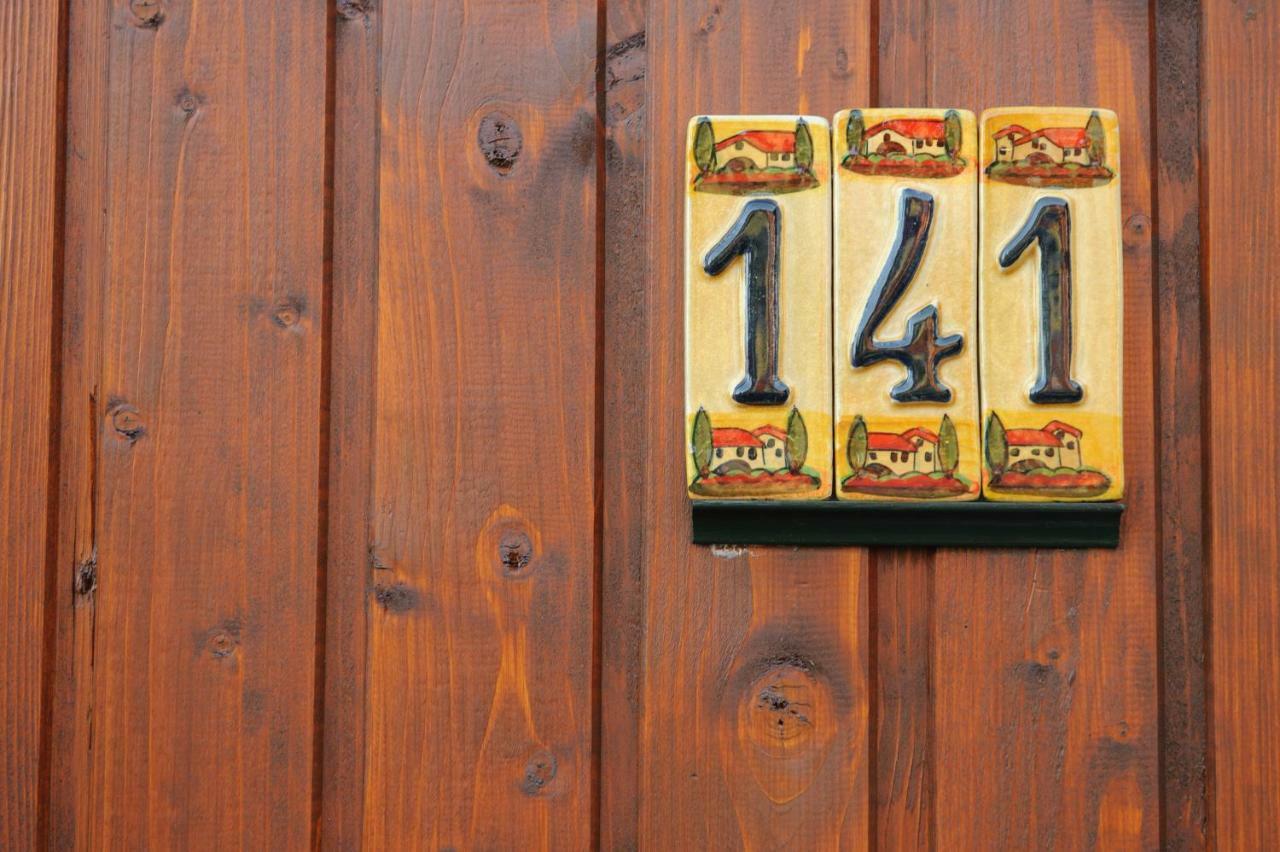 Bike House - 250-Year-Old Restored House In A Quiet Area Braşov Eksteriør billede